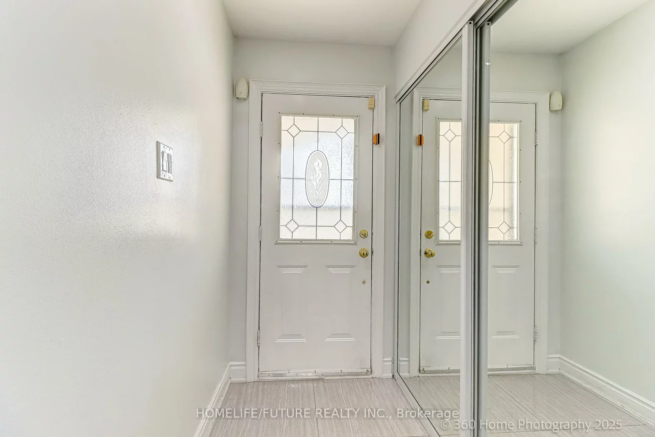 1292, Sherwood Mills, East Credit, Mississauga