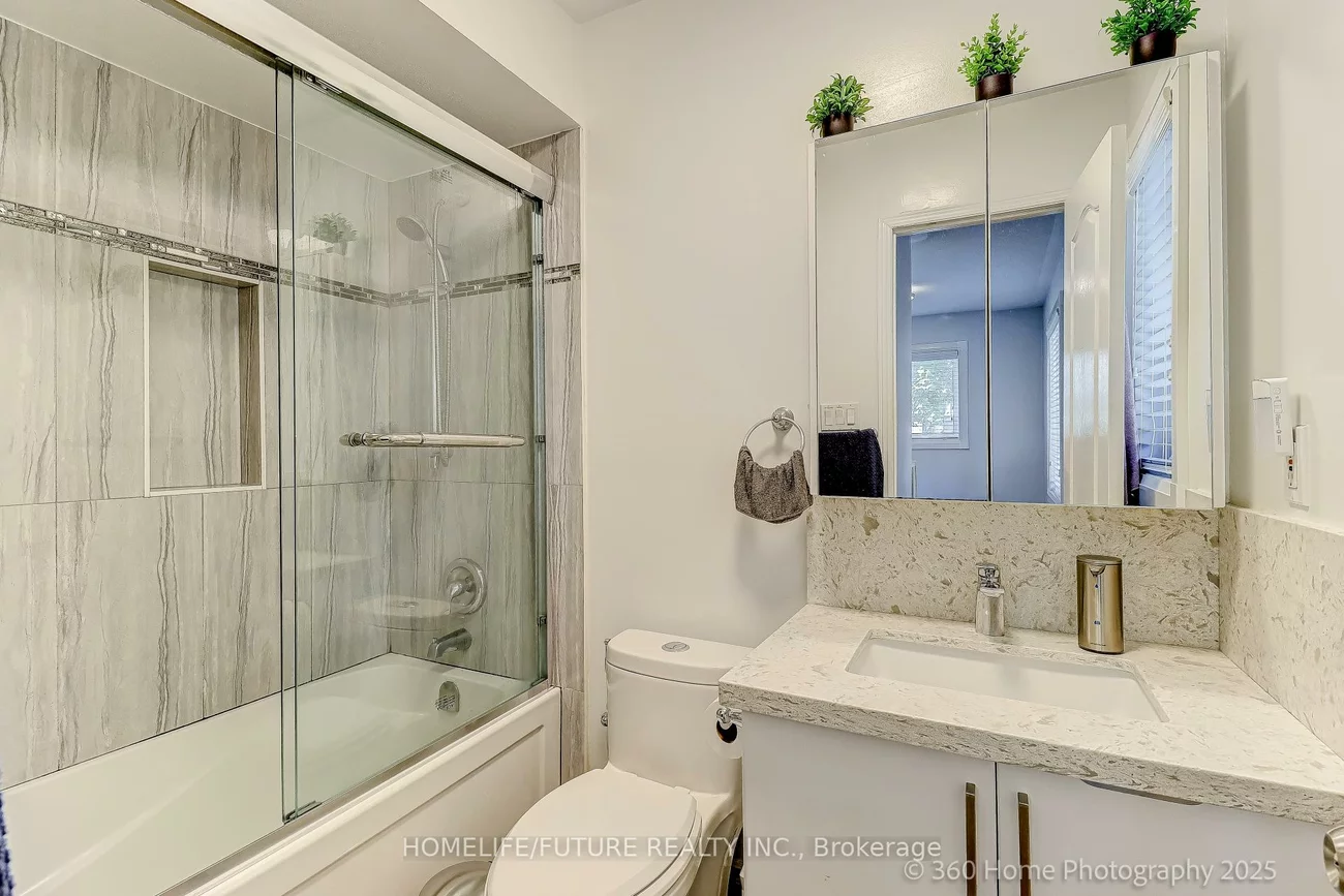 1292, Sherwood Mills, East Credit, Mississauga