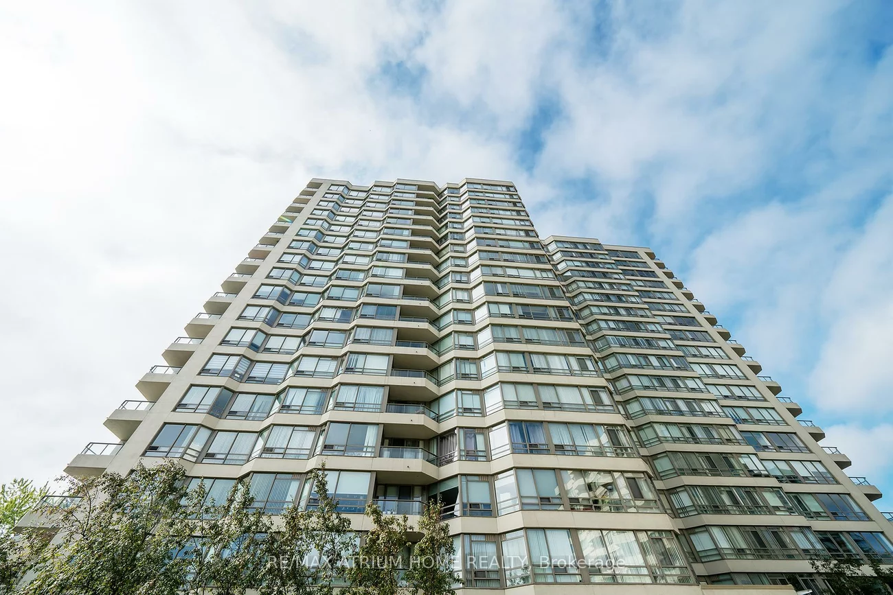 75, King, Cooksville, Mississauga
