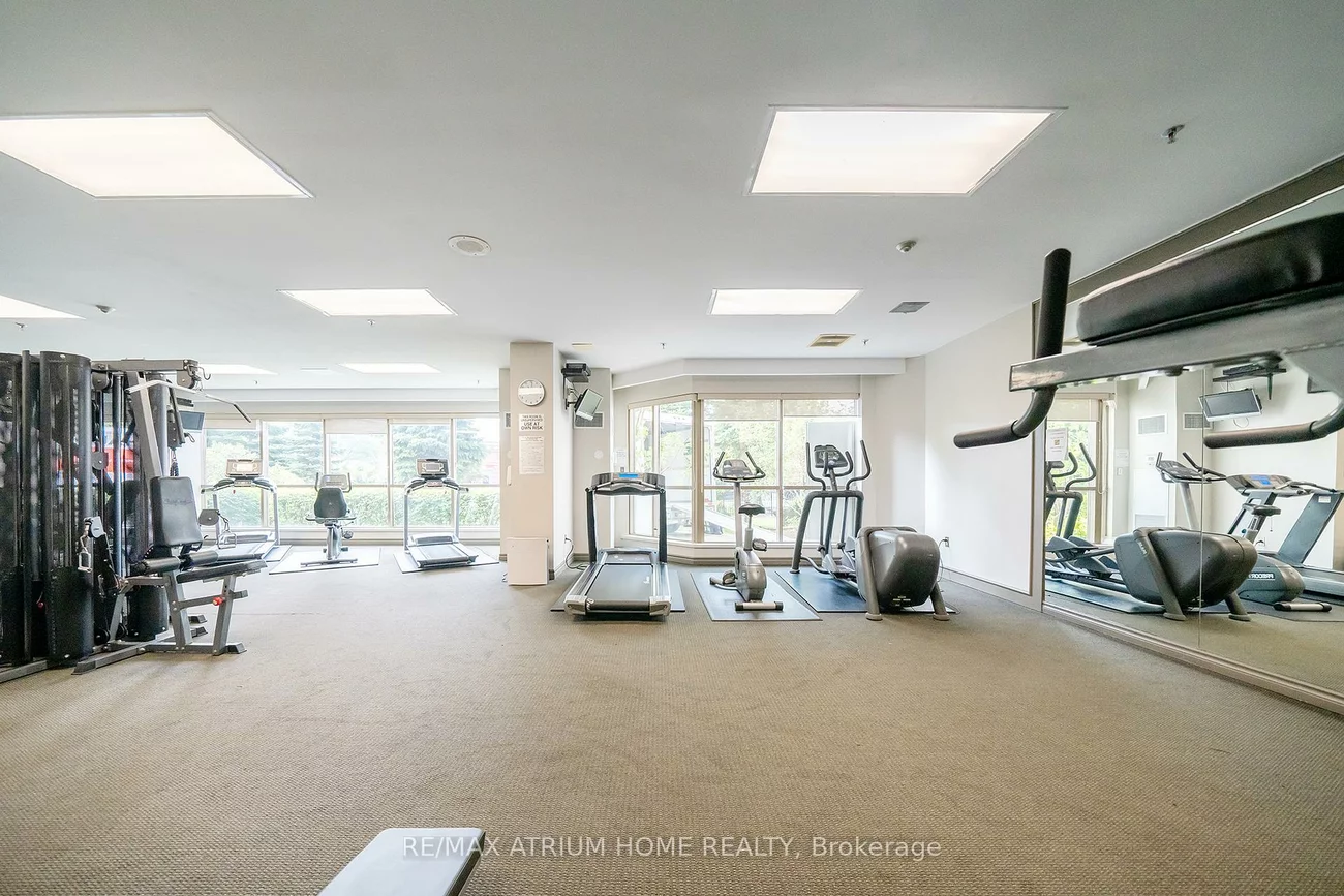 75, King, Cooksville, Mississauga