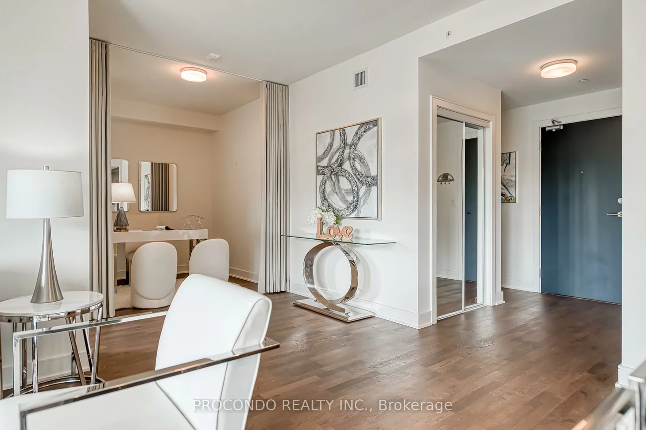 1575, Lakeshore, Clarkson, Mississauga