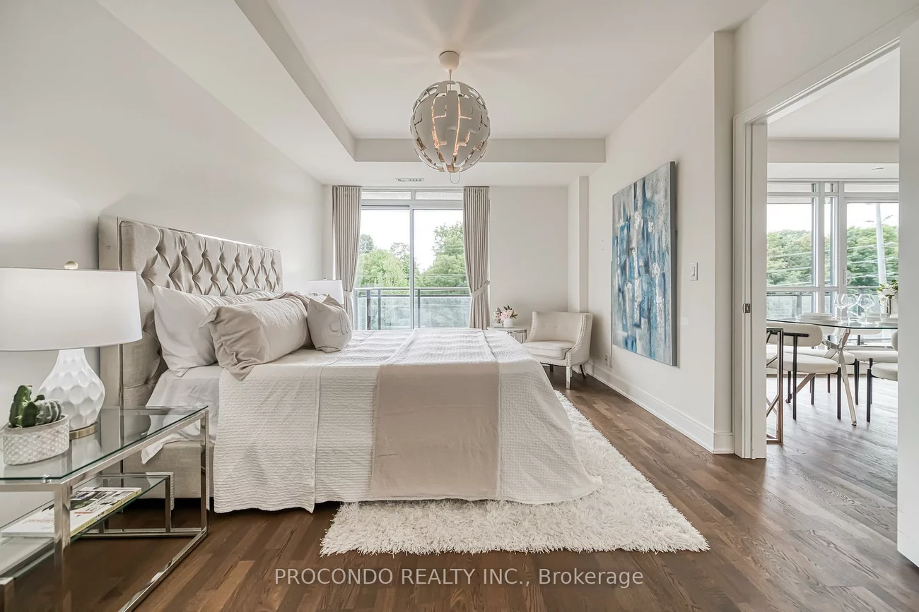 1575, Lakeshore, Clarkson, Mississauga