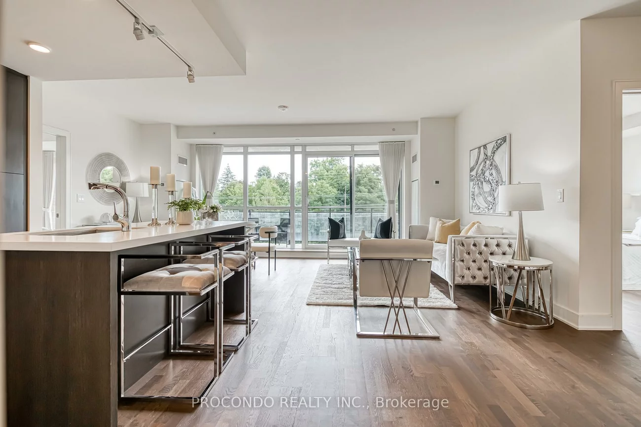 1575, Lakeshore, Clarkson, Mississauga