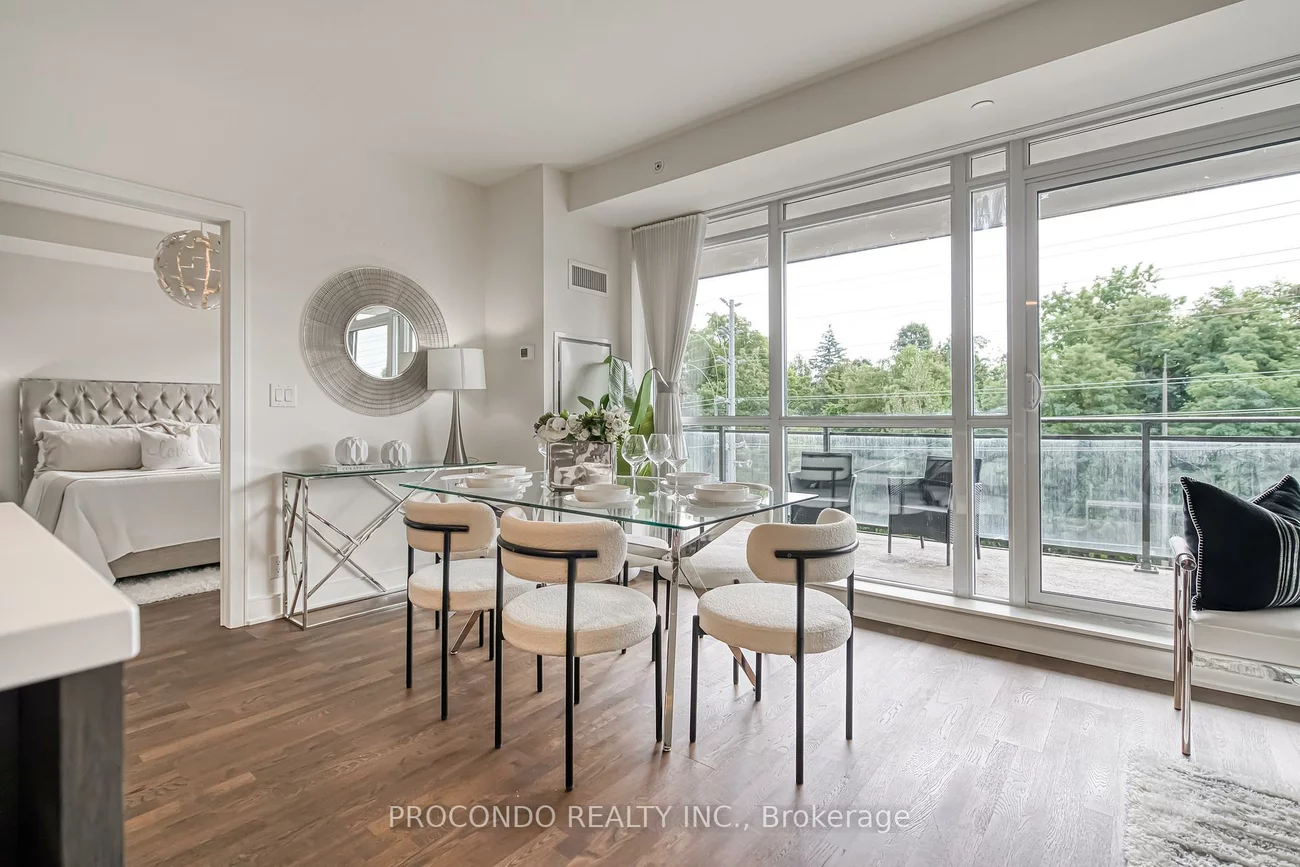 1575, Lakeshore, Clarkson, Mississauga