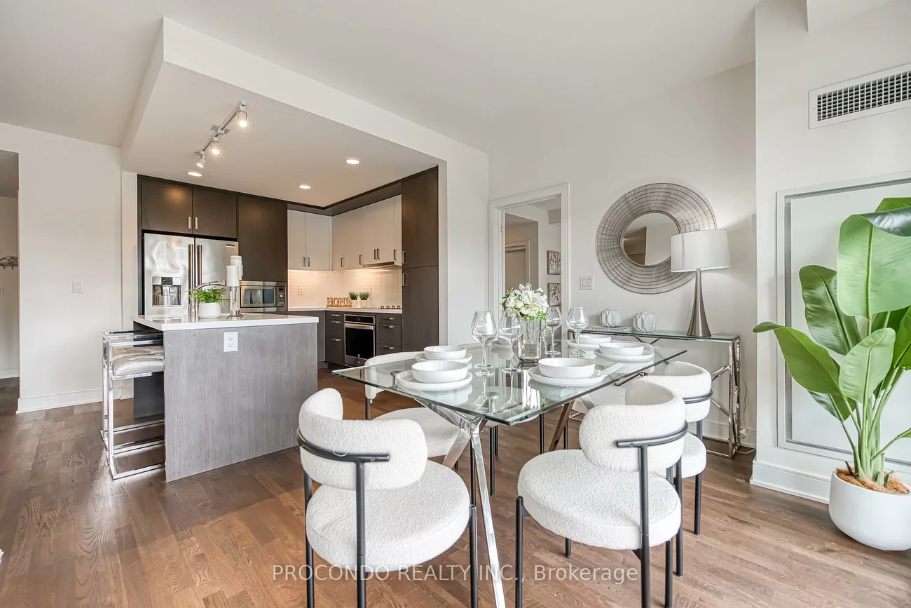 1575, Lakeshore, Clarkson, Mississauga