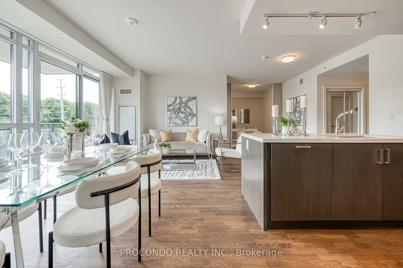 1575, Lakeshore, Clarkson, Mississauga