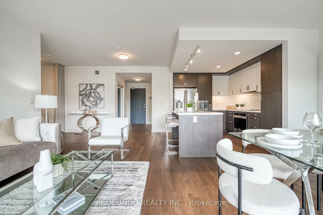 1575, Lakeshore, Clarkson, Mississauga