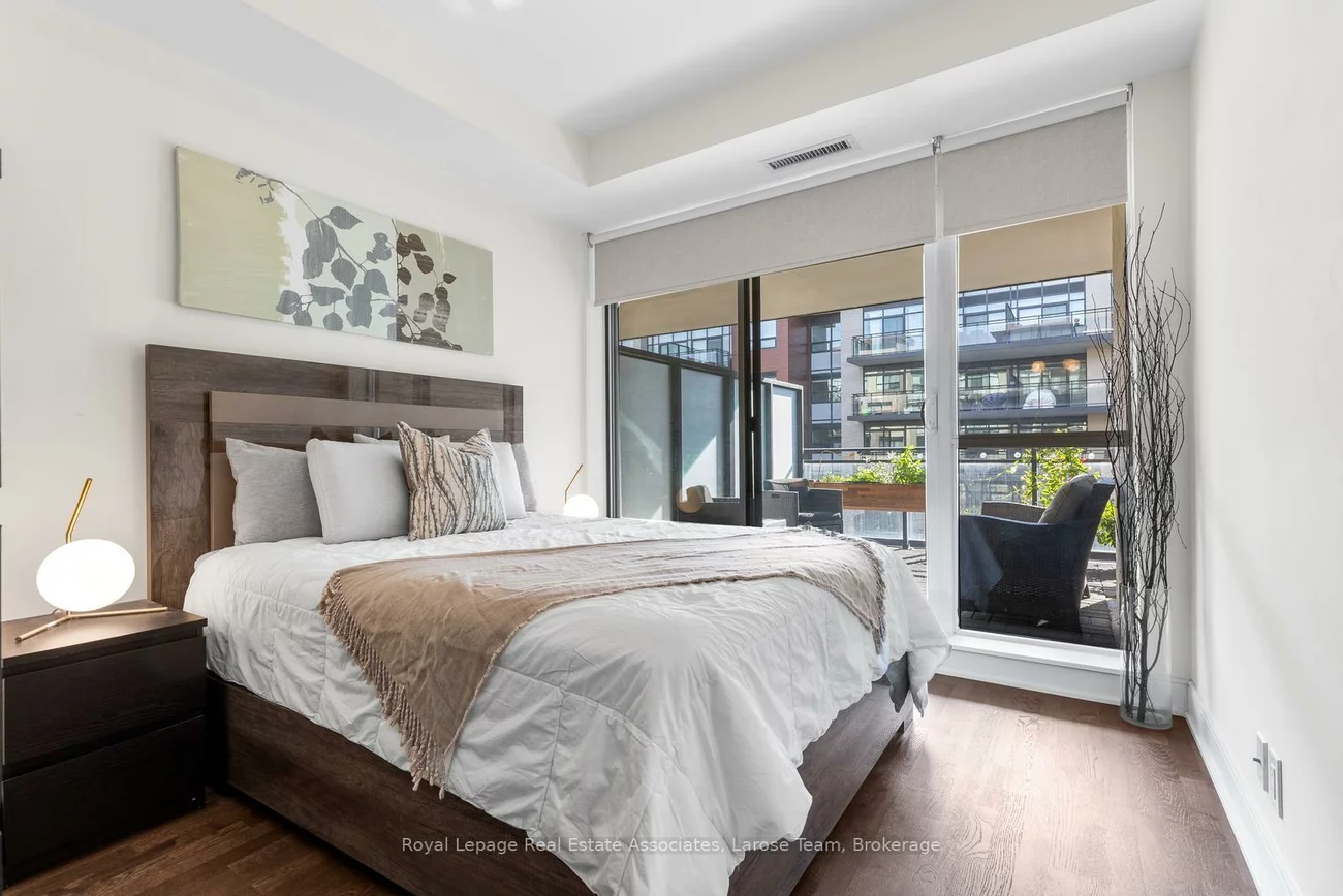 1575, Lakeshore, Clarkson, Mississauga
