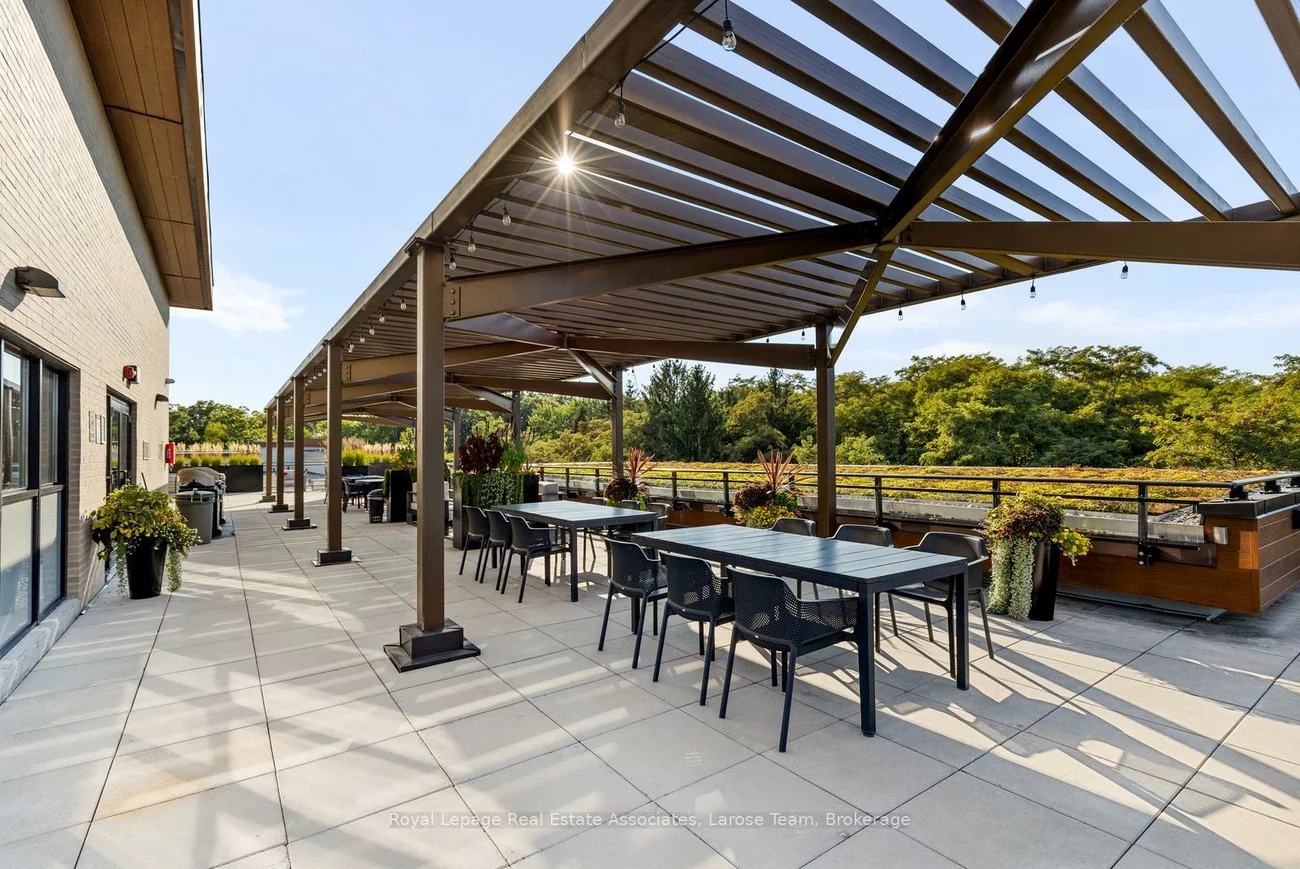 1575, Lakeshore, Clarkson, Mississauga