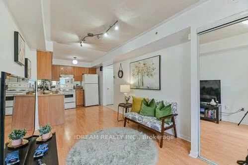 4620, Guildwood, Hurontario, Mississauga
