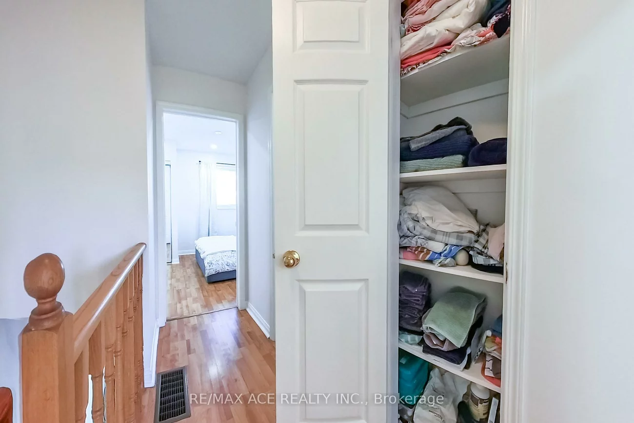 1525, South Parade, East Credit, Mississauga