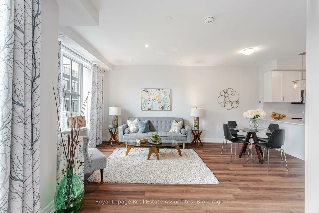 665, Cricklewood, Mineola, Mississauga
