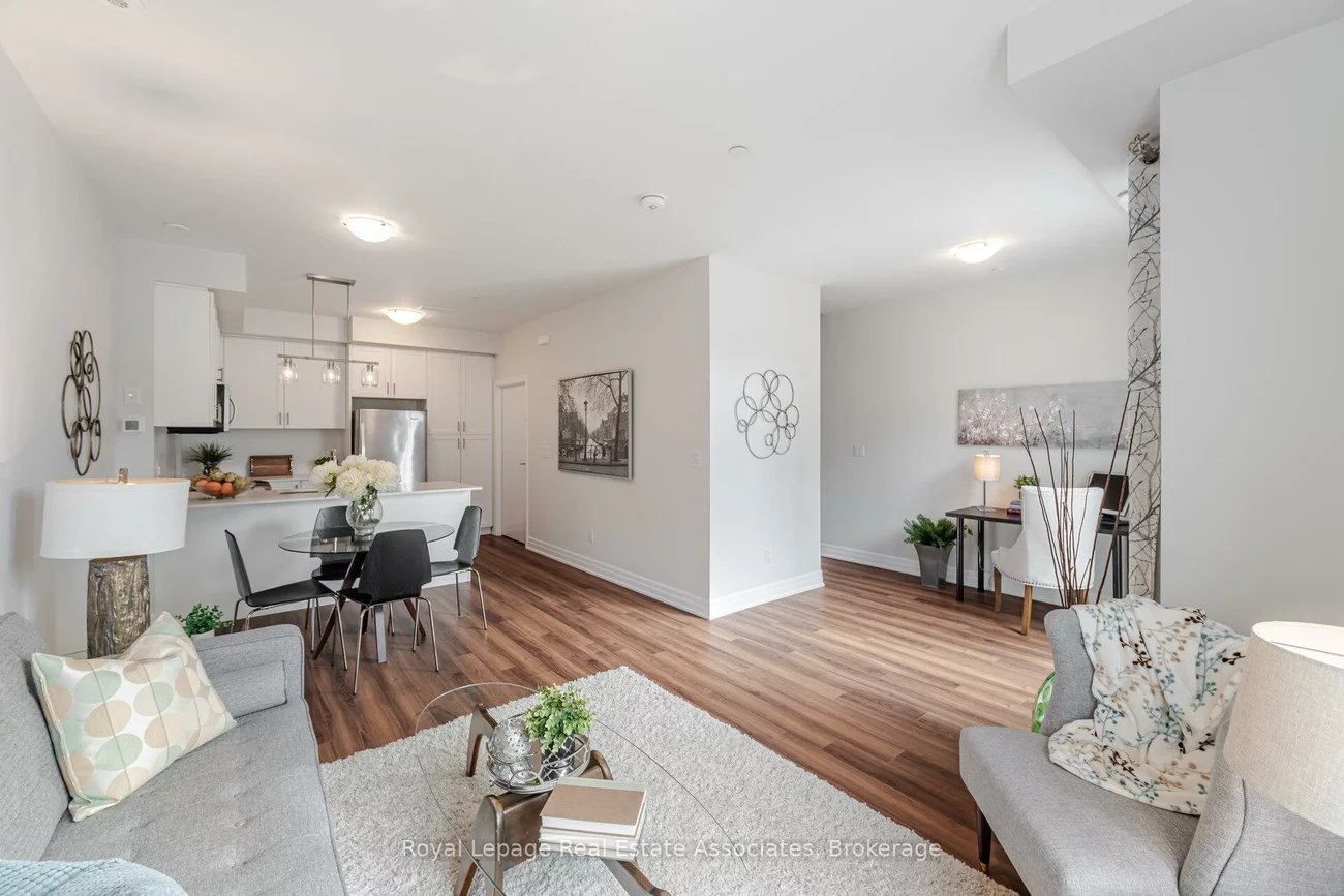 665, Cricklewood, Mineola, Mississauga