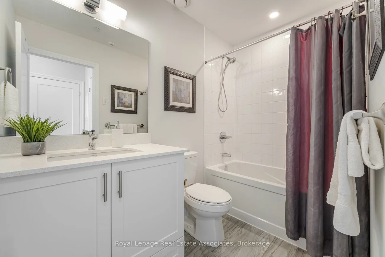 665, Cricklewood, Mineola, Mississauga