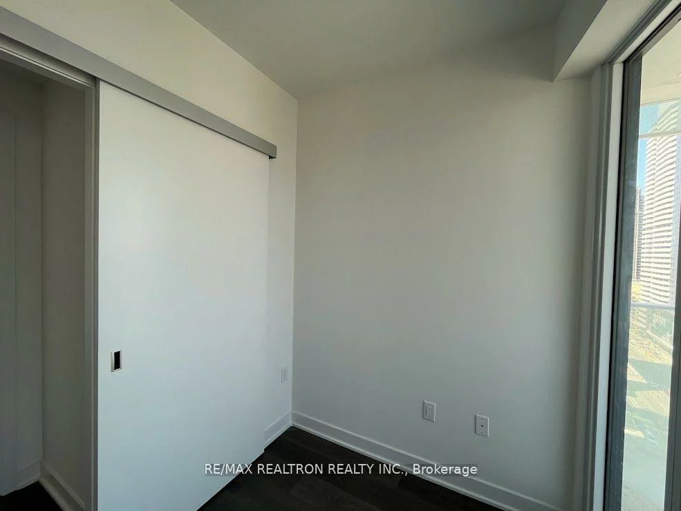 3900, Confederation, City Centre, Mississauga