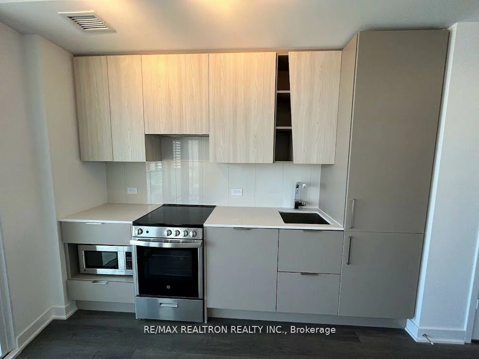 3900, Confederation, City Centre, Mississauga