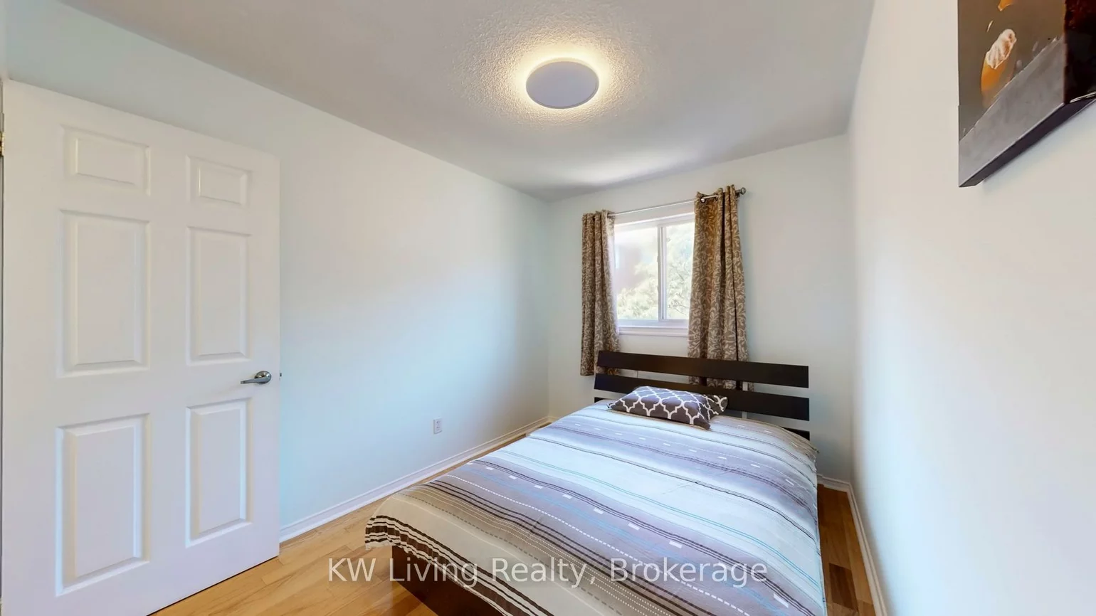 5260, McFarren, Central Erin Mills, Mississauga