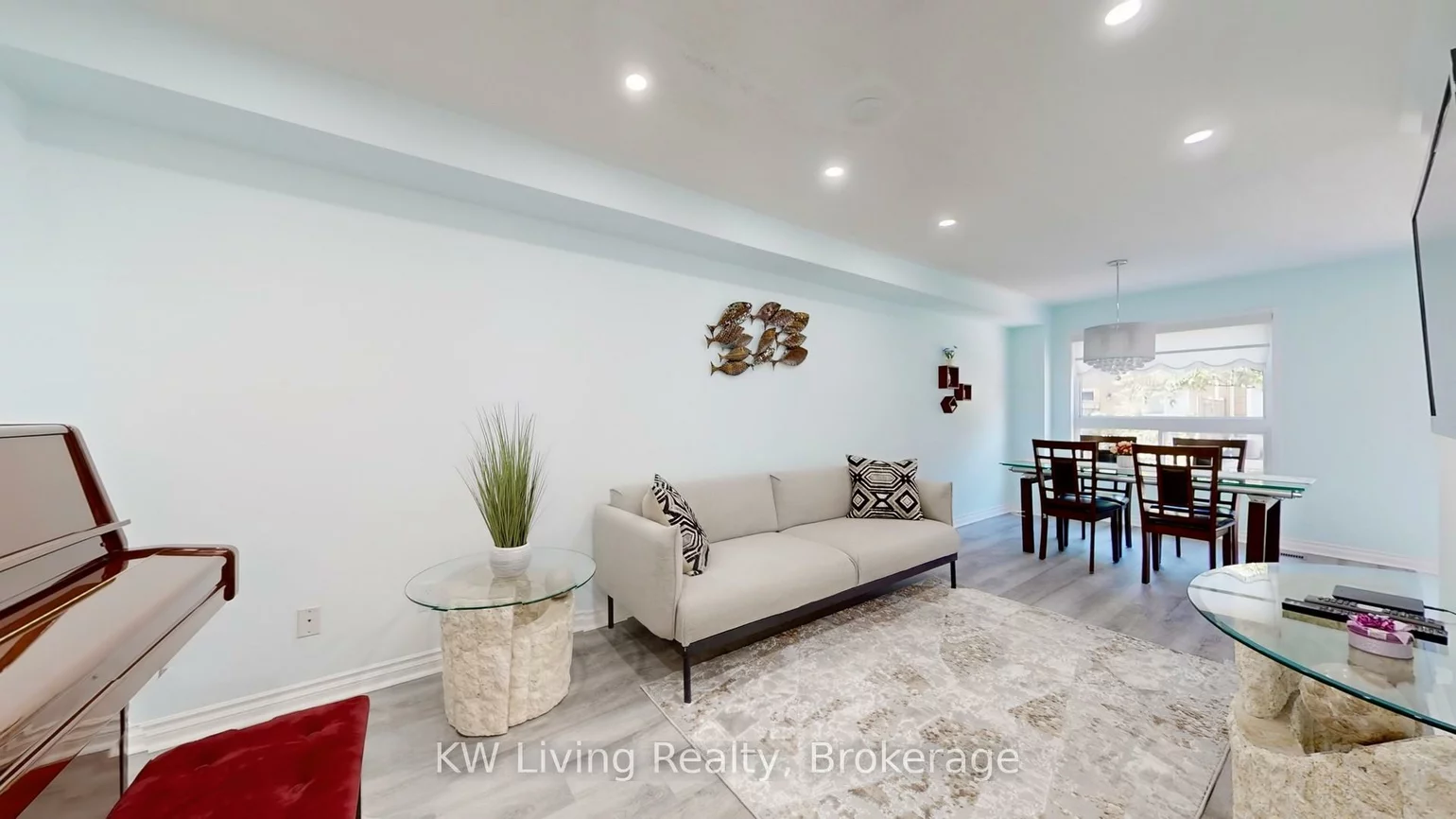 5260, McFarren, Central Erin Mills, Mississauga