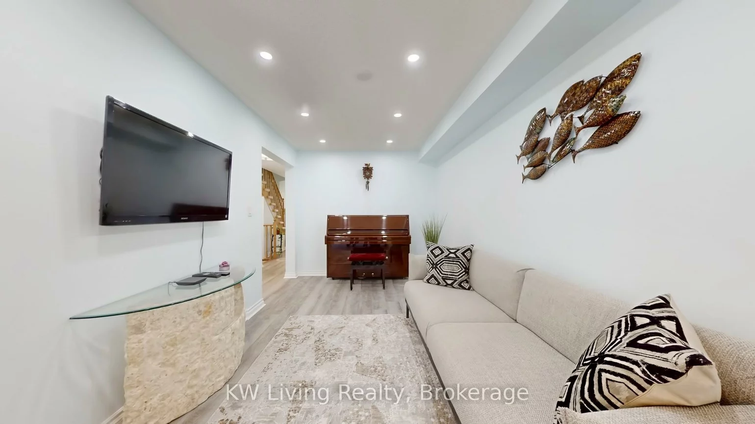 5260, McFarren, Central Erin Mills, Mississauga