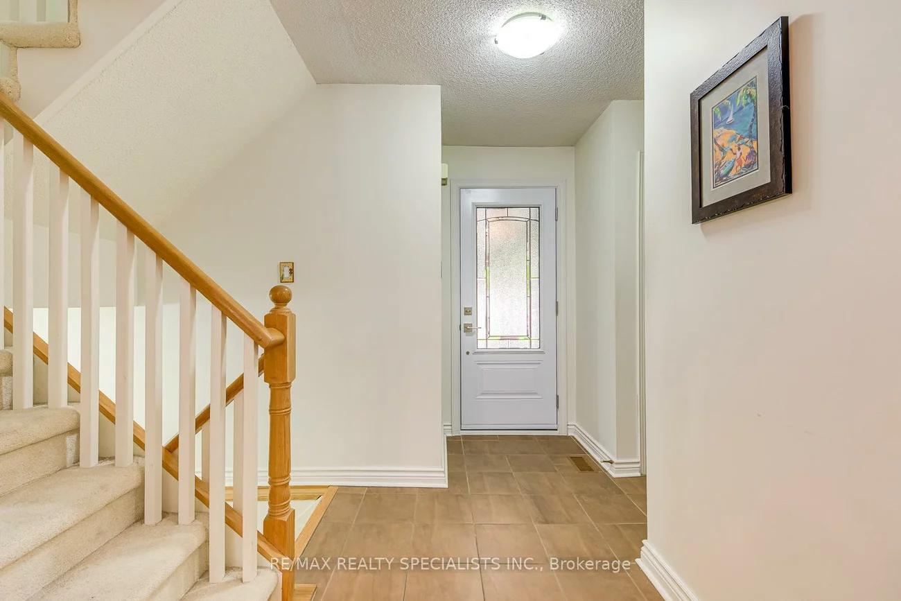 2199, Burnhamthorpe, Erin Mills, Mississauga