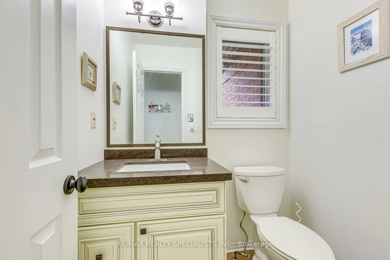 2199, Burnhamthorpe, Erin Mills, Mississauga