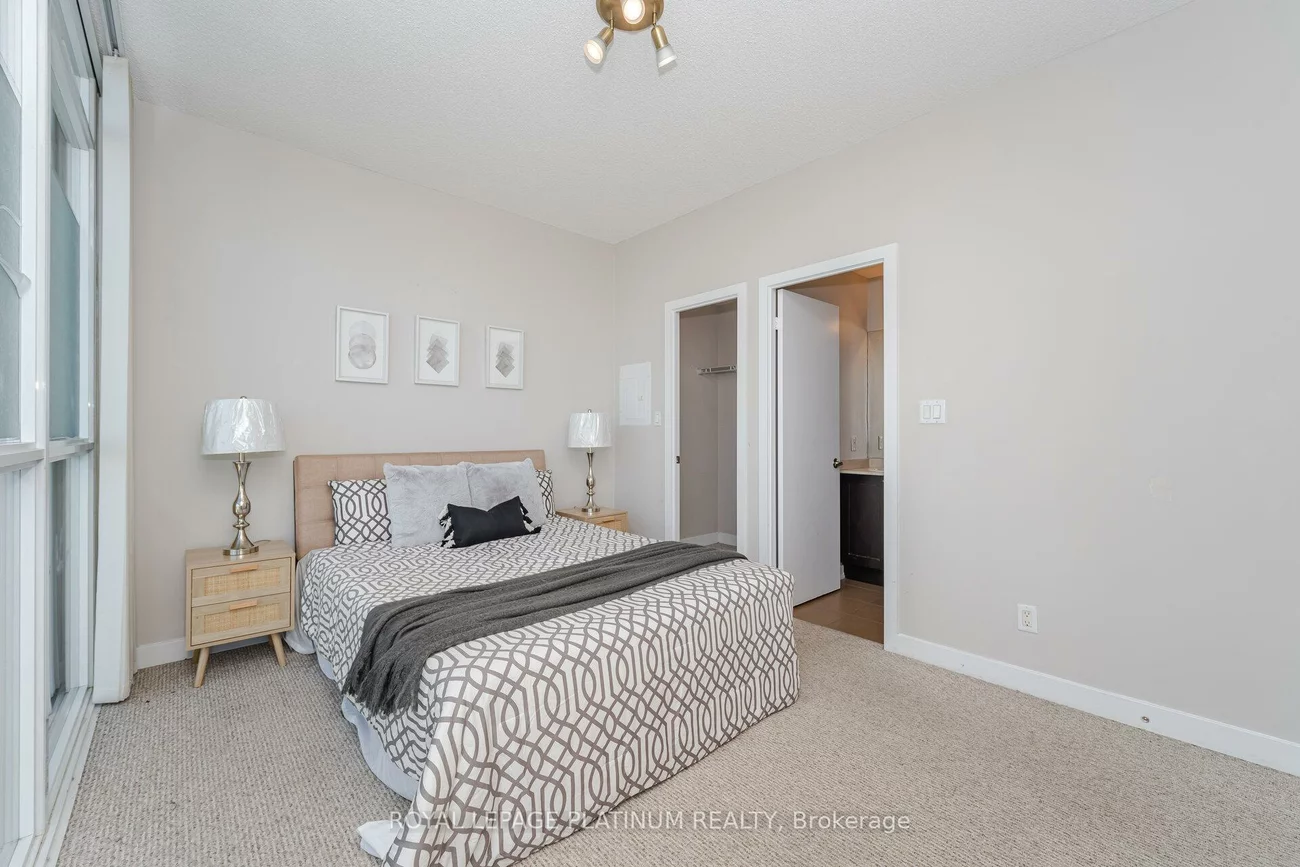 4065, Brickstone, Creditview, Mississauga
