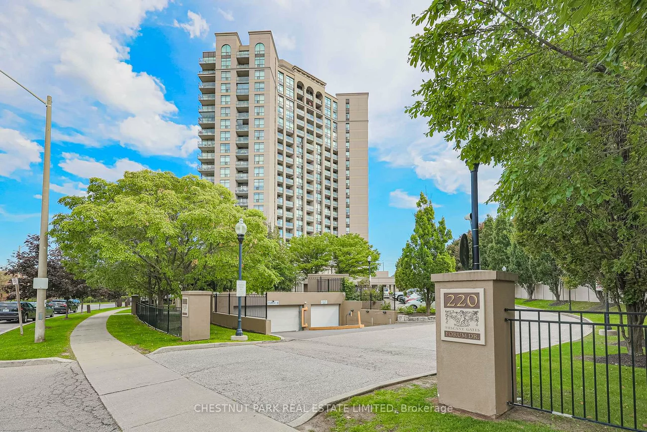 220, Forum, Hurontario, Mississauga