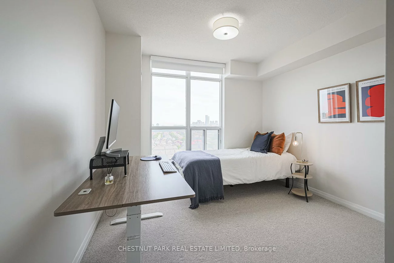 220, Forum, Hurontario, Mississauga