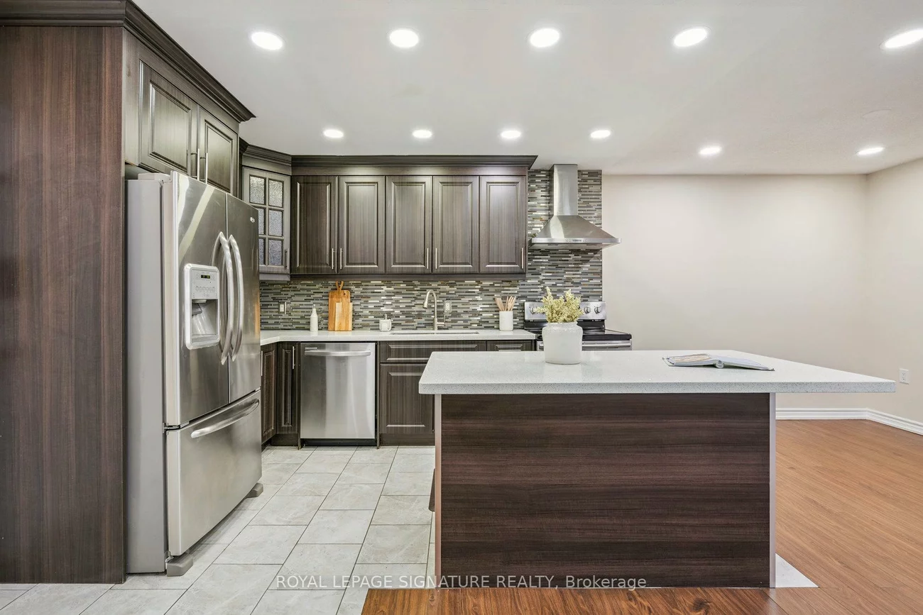 1624, Bloor, Applewood, Mississauga