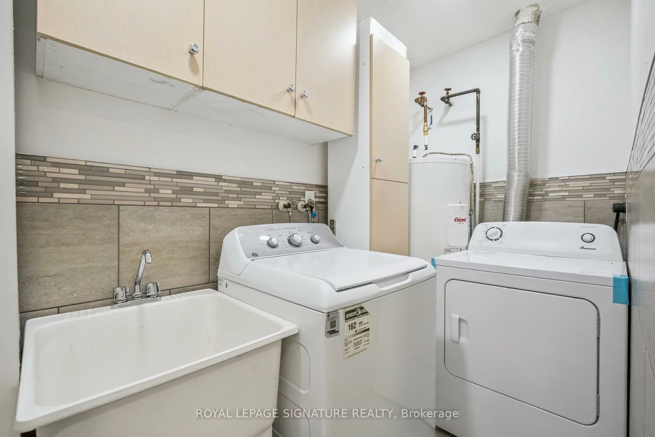 1624, Bloor, Applewood, Mississauga