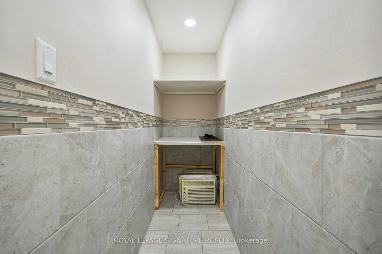 1624, Bloor, Applewood, Mississauga