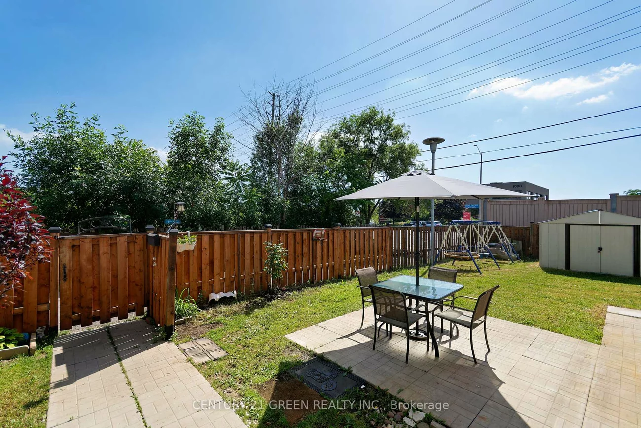 3040, Constitution, Applewood, Mississauga