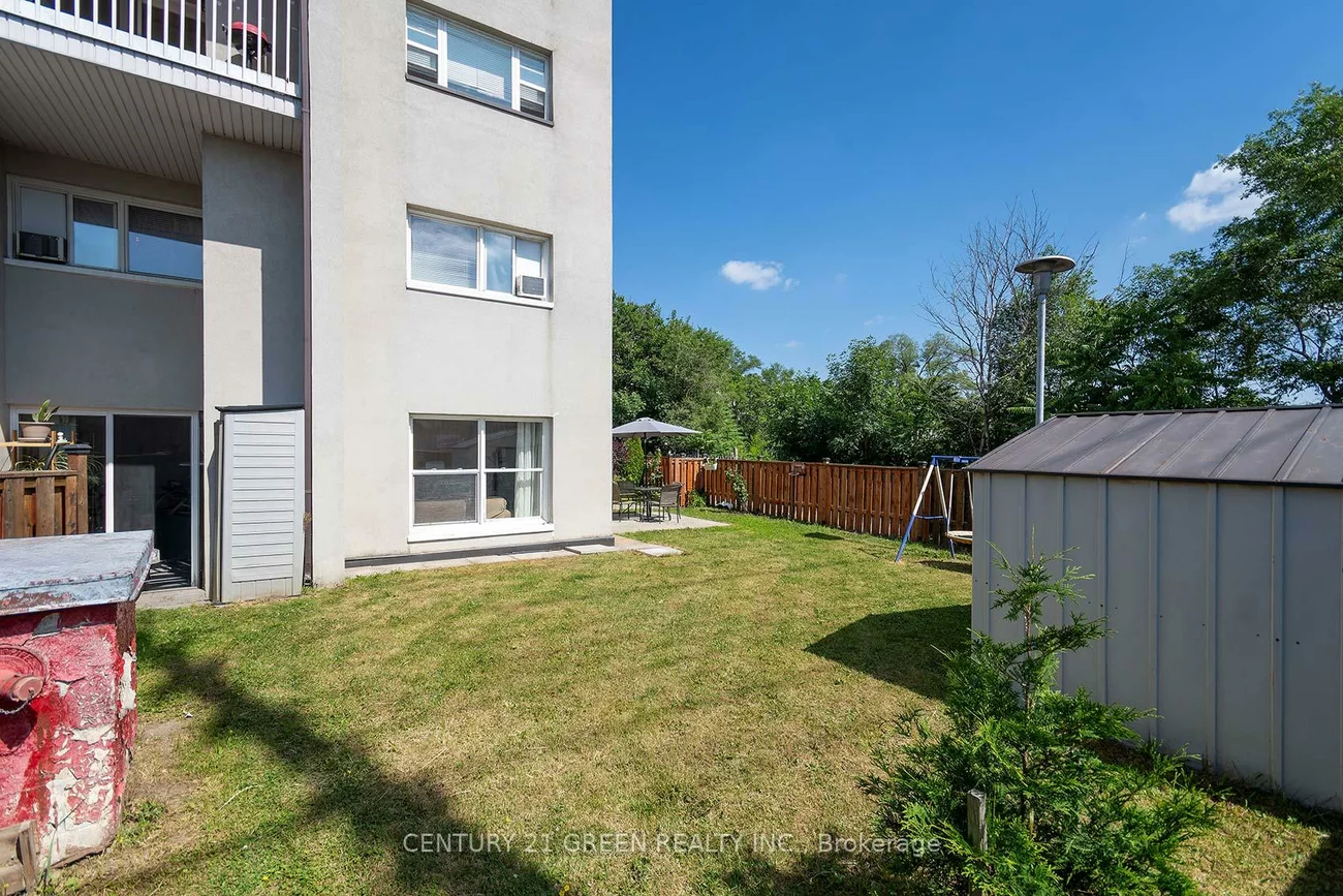 3040, Constitution, Applewood, Mississauga
