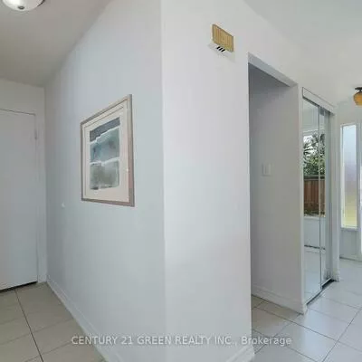 3040, Constitution, Applewood, Mississauga