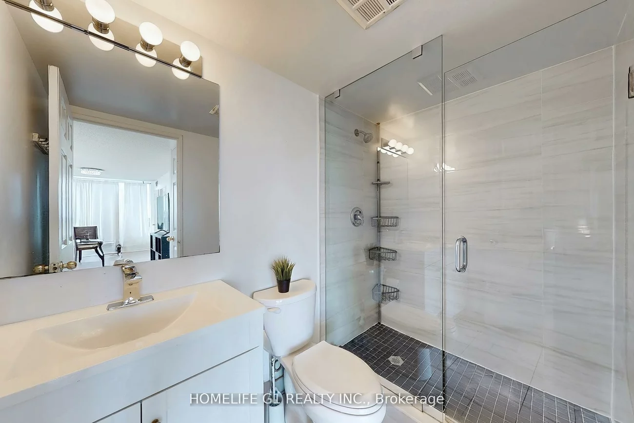 50, Kingsbridge Garden, Hurontario, Mississauga