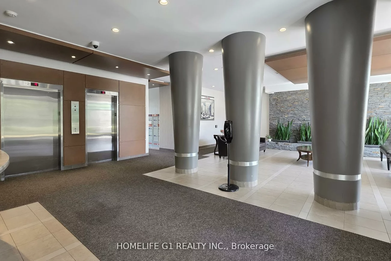 50, Kingsbridge Garden, Hurontario, Mississauga