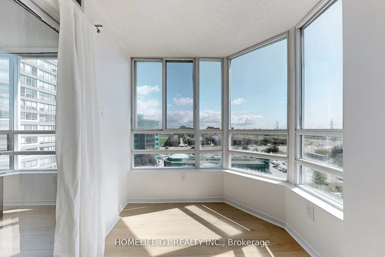 50, Kingsbridge Garden, Hurontario, Mississauga