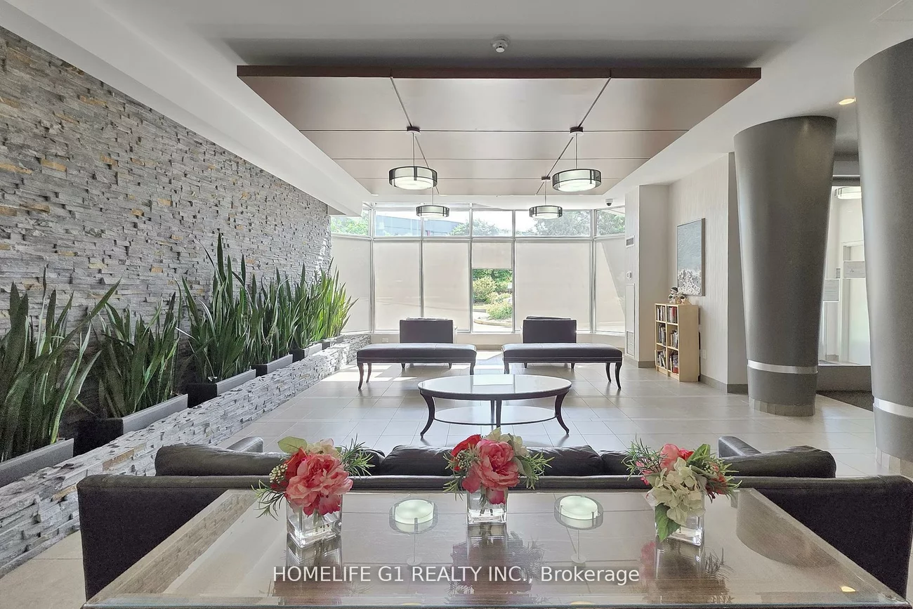 50, Kingsbridge Garden, Hurontario, Mississauga