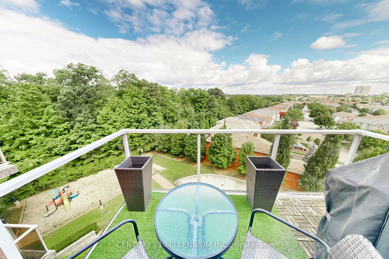 483, Faith, Hurontario, Mississauga