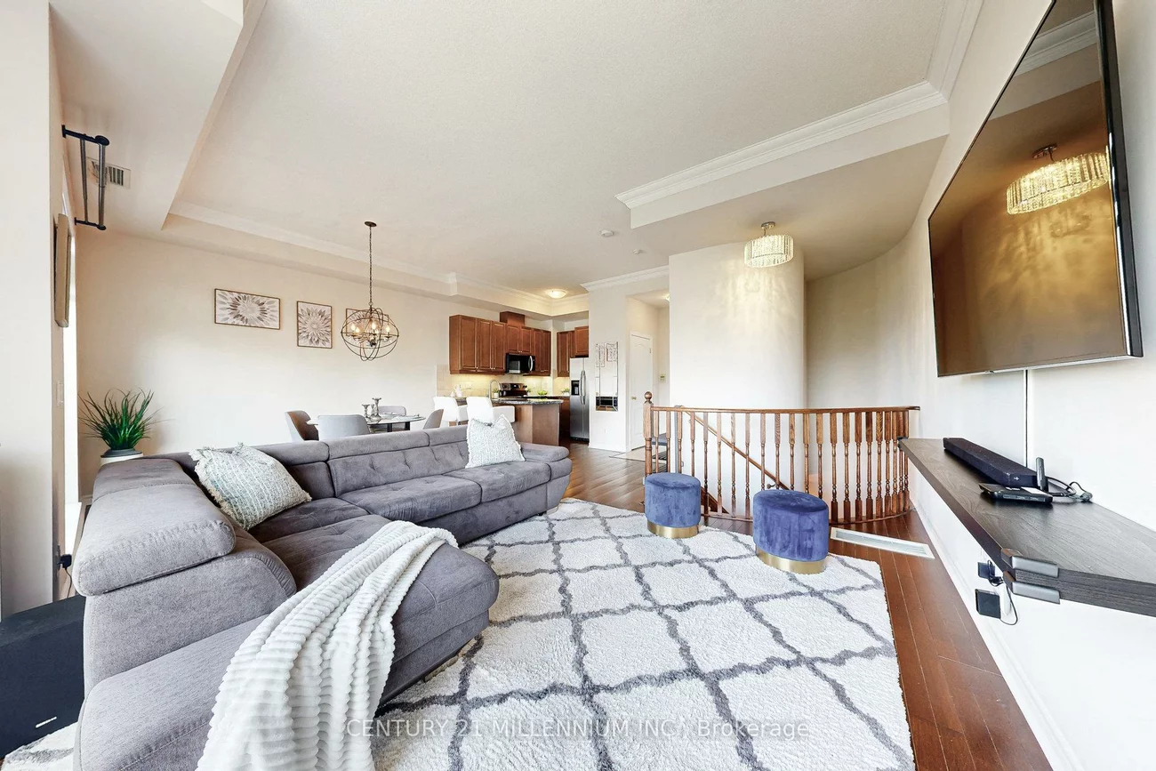 483, Faith, Hurontario, Mississauga