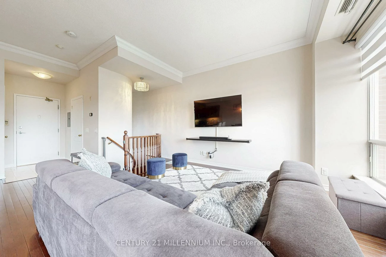 483, Faith, Hurontario, Mississauga