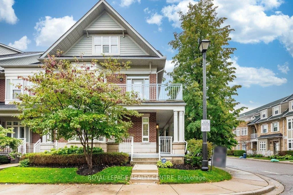 35, Compass, Port Credit, Mississauga