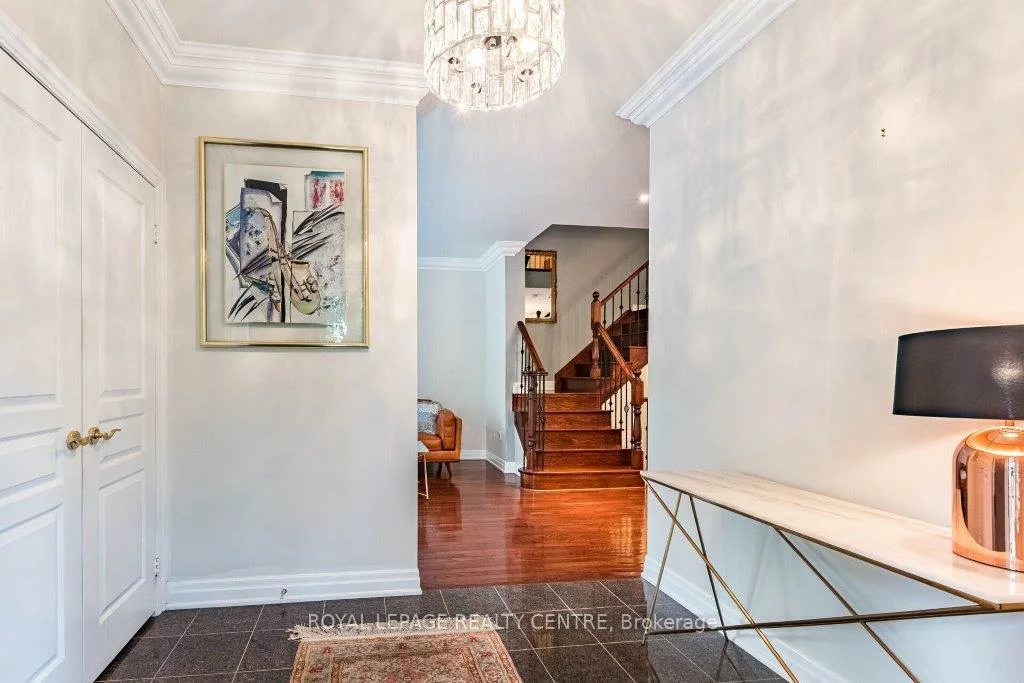 35, Compass, Port Credit, Mississauga