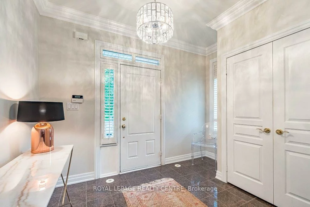 35, Compass, Port Credit, Mississauga