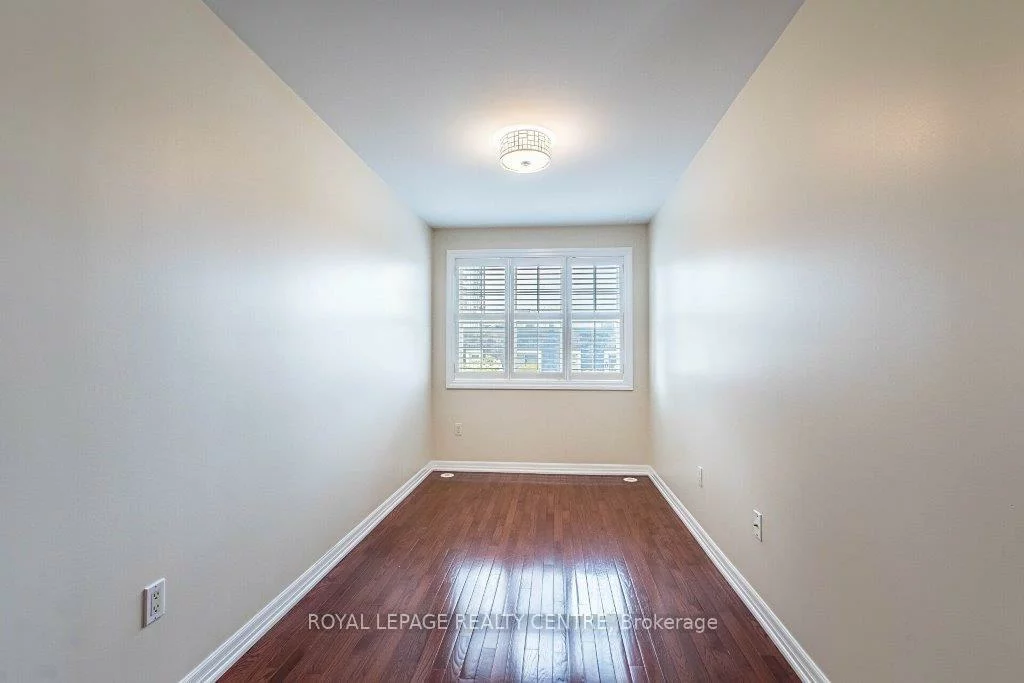 35, Compass, Port Credit, Mississauga