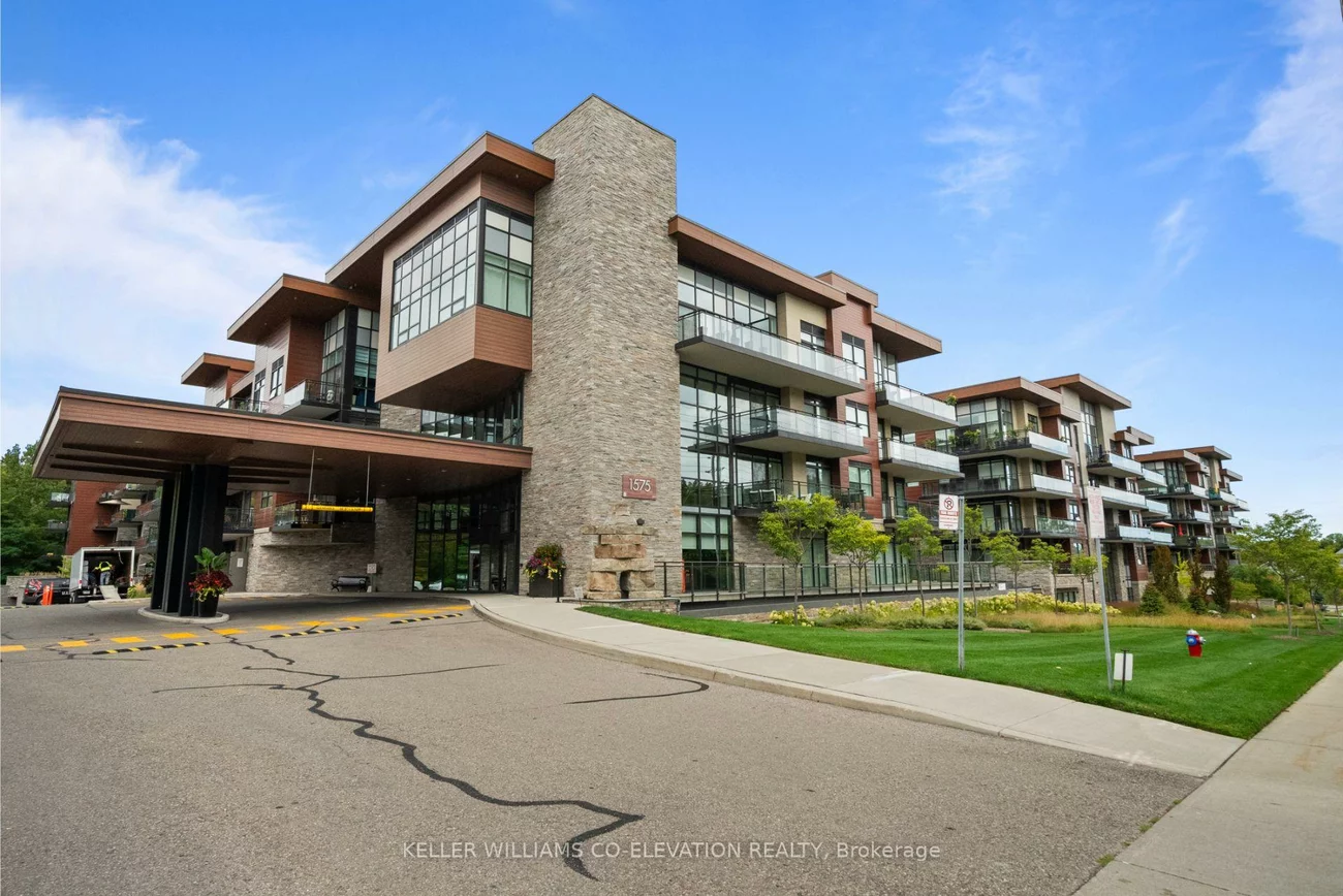 1575, Lakeshore, Clarkson, Mississauga