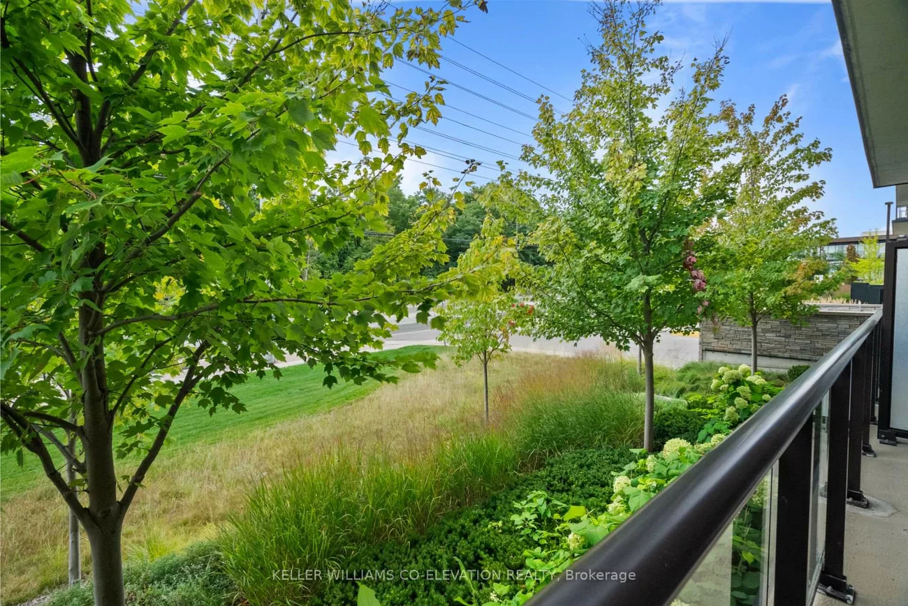 1575, Lakeshore, Clarkson, Mississauga