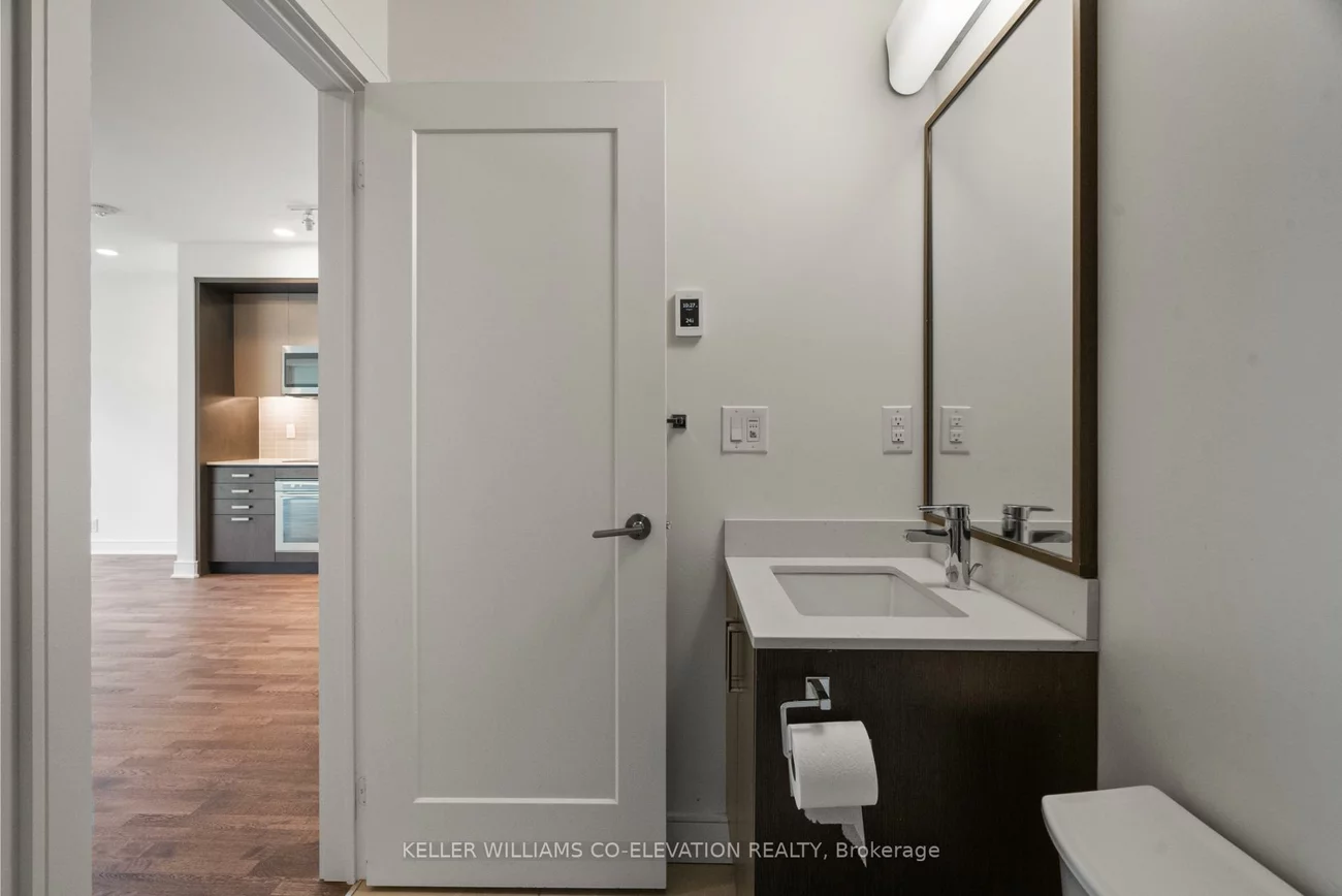 1575, Lakeshore, Clarkson, Mississauga