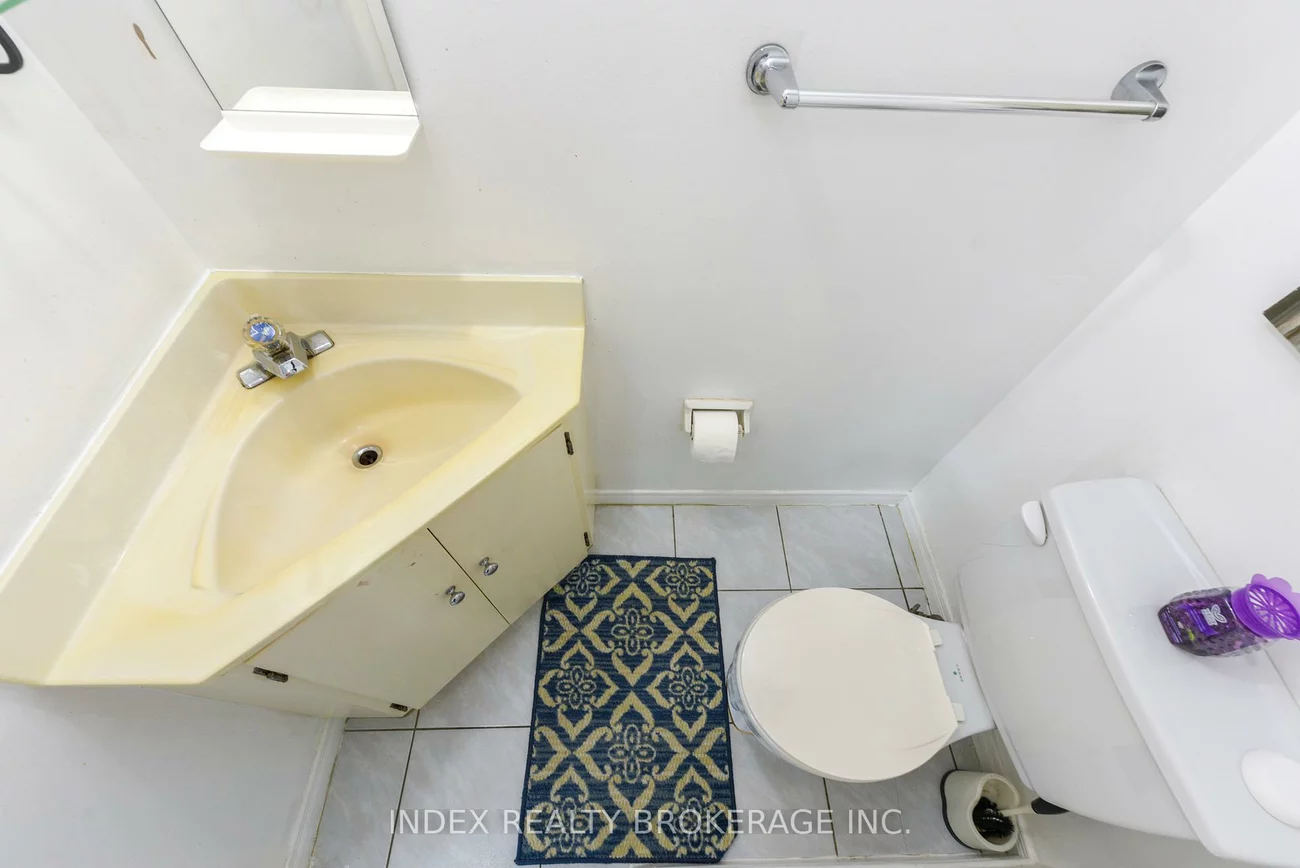 7475, Goreway, Malton, Mississauga