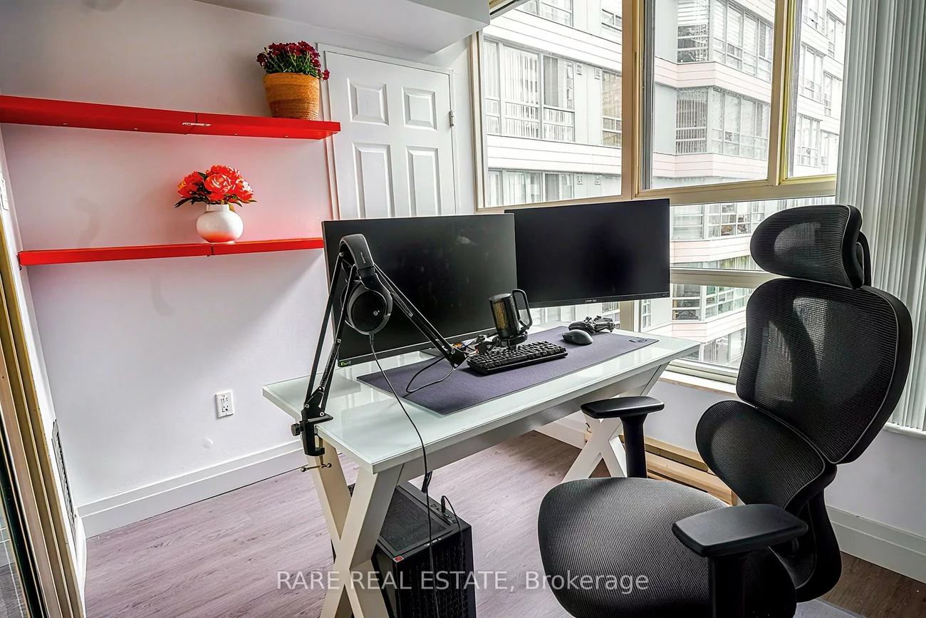 250, Webb, City Centre, Mississauga